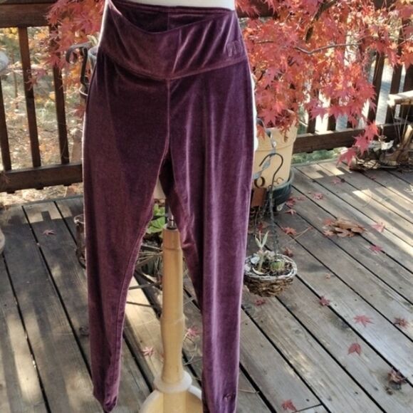 Pink Victoria's Secret Velour Leggings - Picture 1 of 7